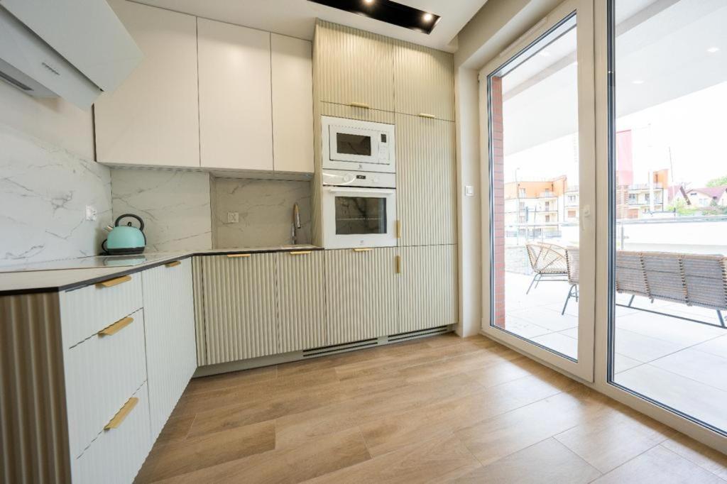 Rodzinne Apartamenty Bardzo Blisko Plazy Rewal Bagian luar foto